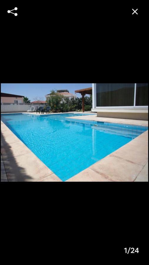 Blue Lagoon With Pool Eilat Bagian luar foto